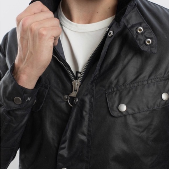 Barbour waxed coat MUST GO - Picture 4 of 8